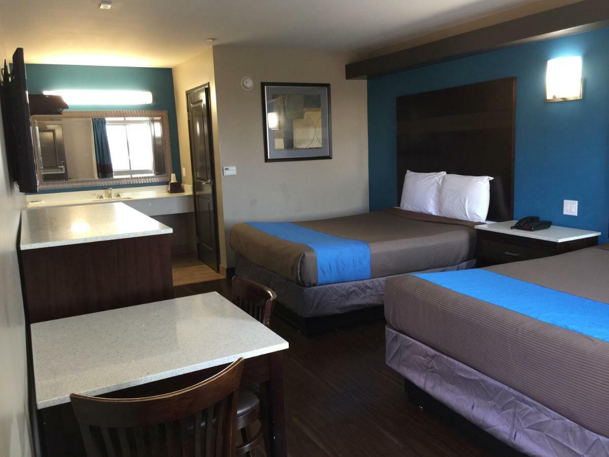 Crystal Palace Inn Maywood Εξωτερικό φωτογραφία